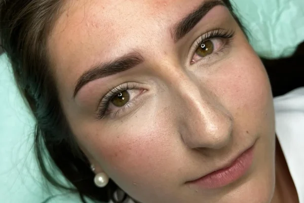 Imagen cejas 1 Imagen cejas 1